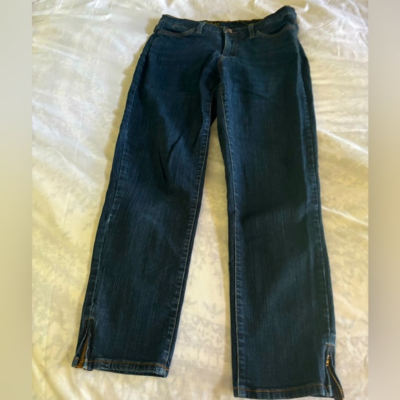 NYDJ Tummy Tuck jeans ankle zip size 8 - Picture 1 of 7